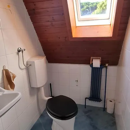 Quiet Attic With Large Garden Near Vienna Apartmán Purkersdorf