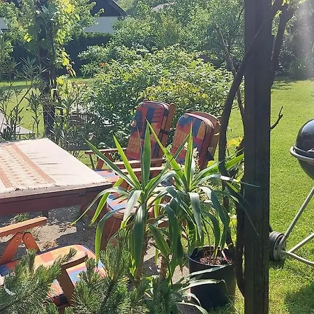 Quiet Attic With Large Garden Near Vienna *