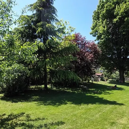 Apartmán Quiet Attic With Large Garden Near Vienna Purkersdorf